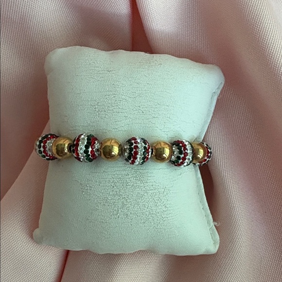 Red, White & Blue Patriotic or 4th of July Rhinestone Beaded Bracelet - Picture 7 of 7